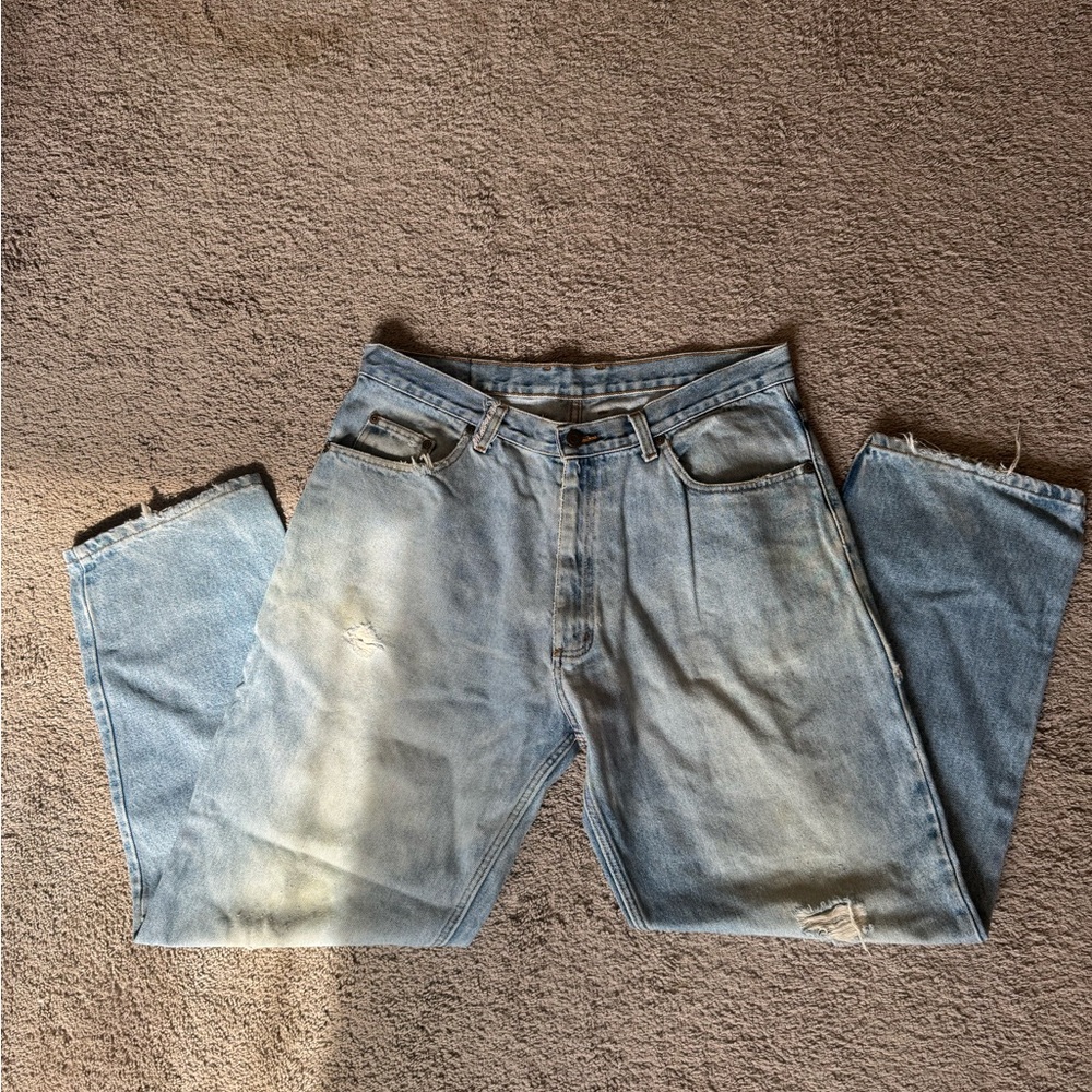 Stylish Light Blue Men's Relaxed Jeans